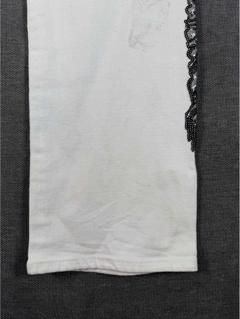 True Religion White Denim Jenas Embroidered Cross Wing, Size 29 - Picture 7 of 16